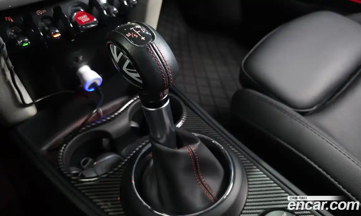 Mini Countryman 2018 2.0 Автомат в Москве № 595152, фото 9