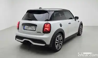 Mini Cooper 2024 2.0 Автомат в Москве № 595242, миниатюра 4