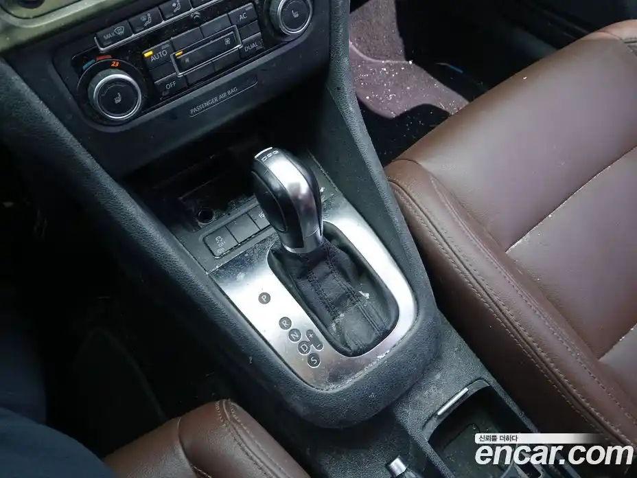 Volkswagen Golf 2011 2.0 Автомат в Москве № 607700, фото 8