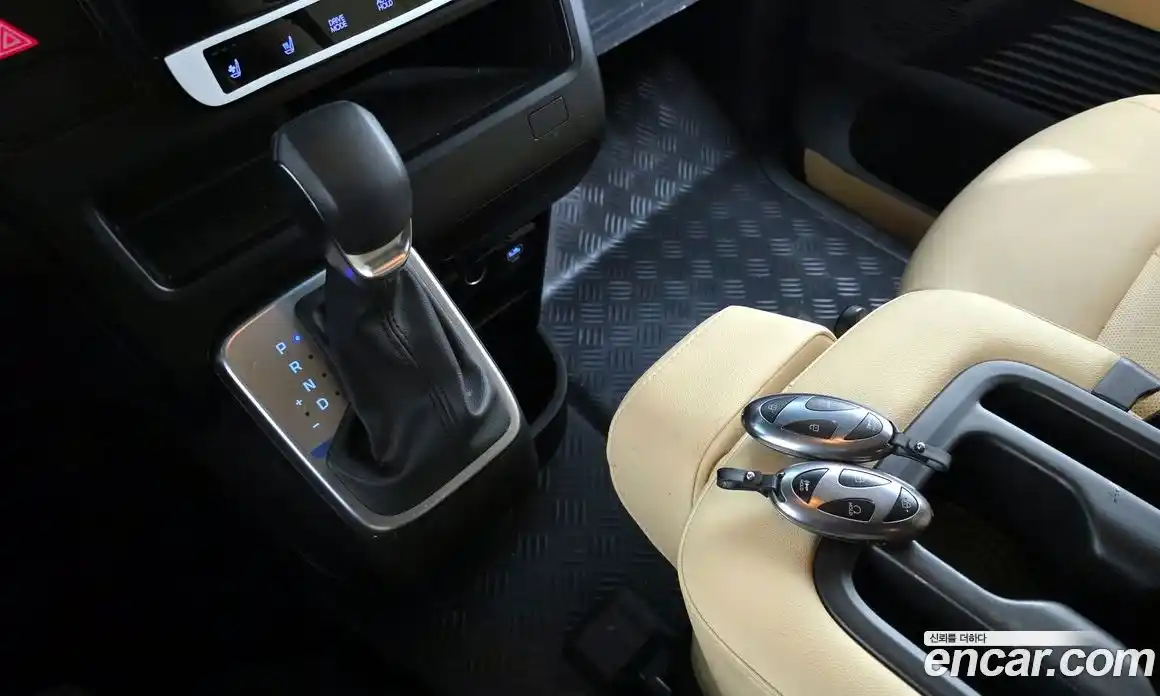 Hyundai Staria 2025 3.5 Автомат в Москве № 607778, фото 9