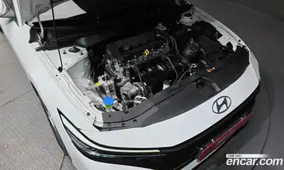 Hyundai Avante 2024 1.6 Автомат в Москве № 607900, миниатюра 6