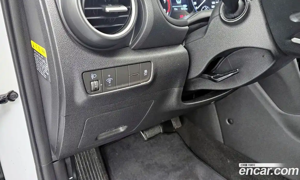 Hyundai Kona 2018 1.6 Автомат в Москве № 608033, фото 17