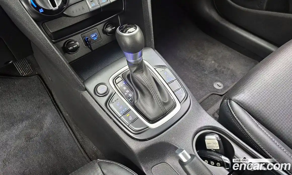 Hyundai Kona 2018 1.6 Автомат в Москве № 608033, фото 9