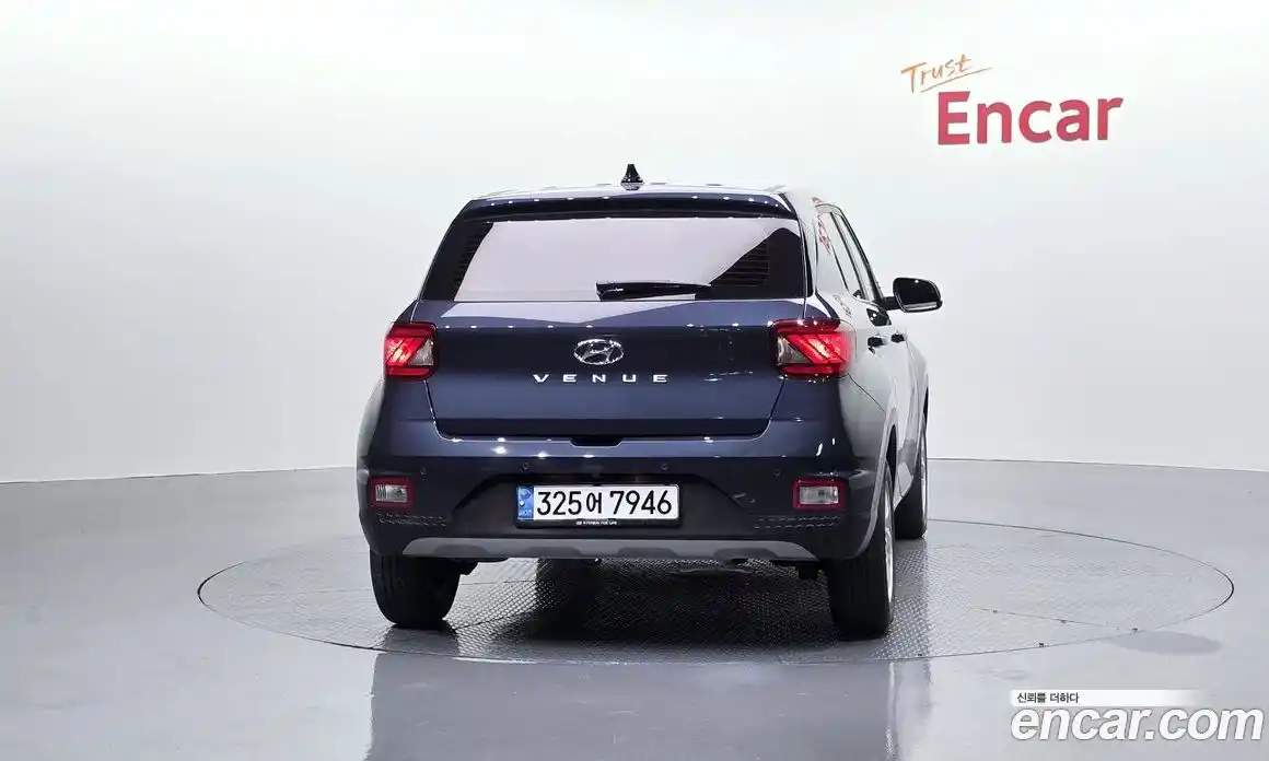 Hyundai Venue 2022 1.6 Автомат в Москве № 608454, фото 4