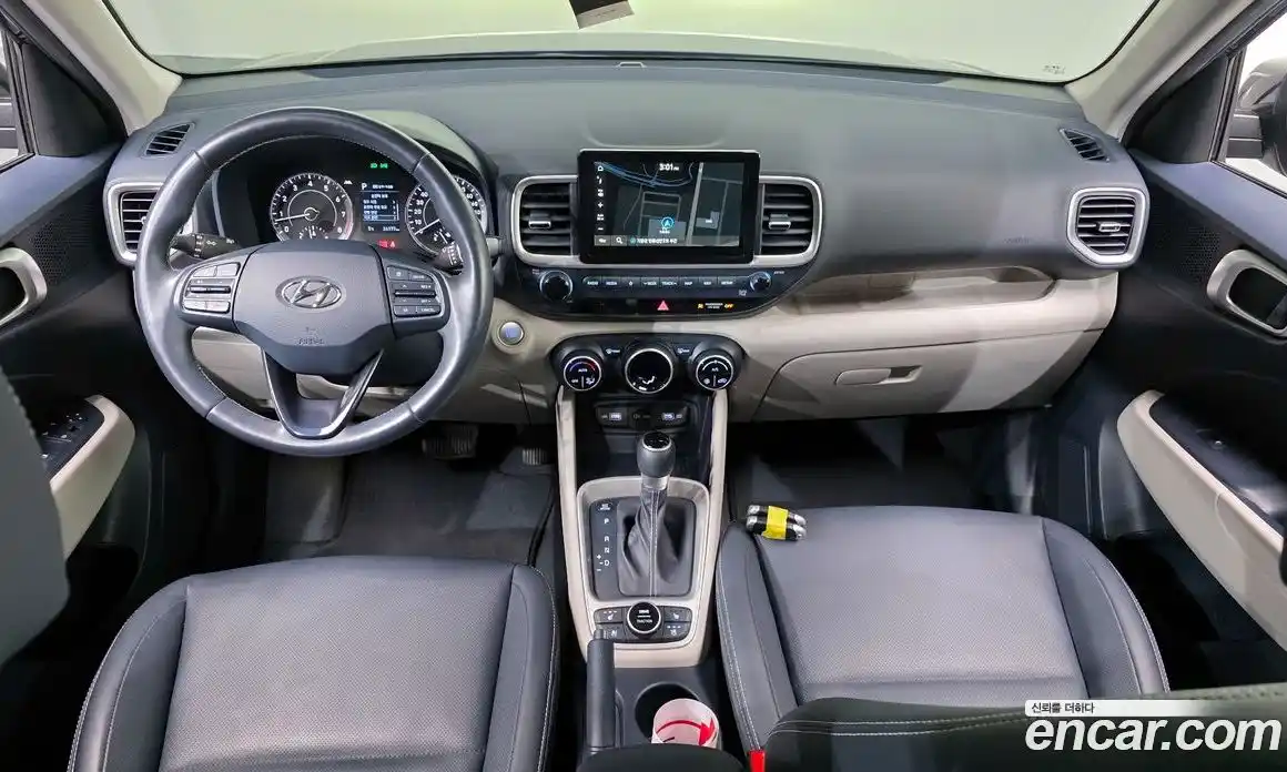 Hyundai Venue 2022 1.6 Автомат в Москве № 608454, фото 7