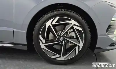 Hyundai Sonata 2024 2.0 Автомат в Москве № 608565, миниатюра 4