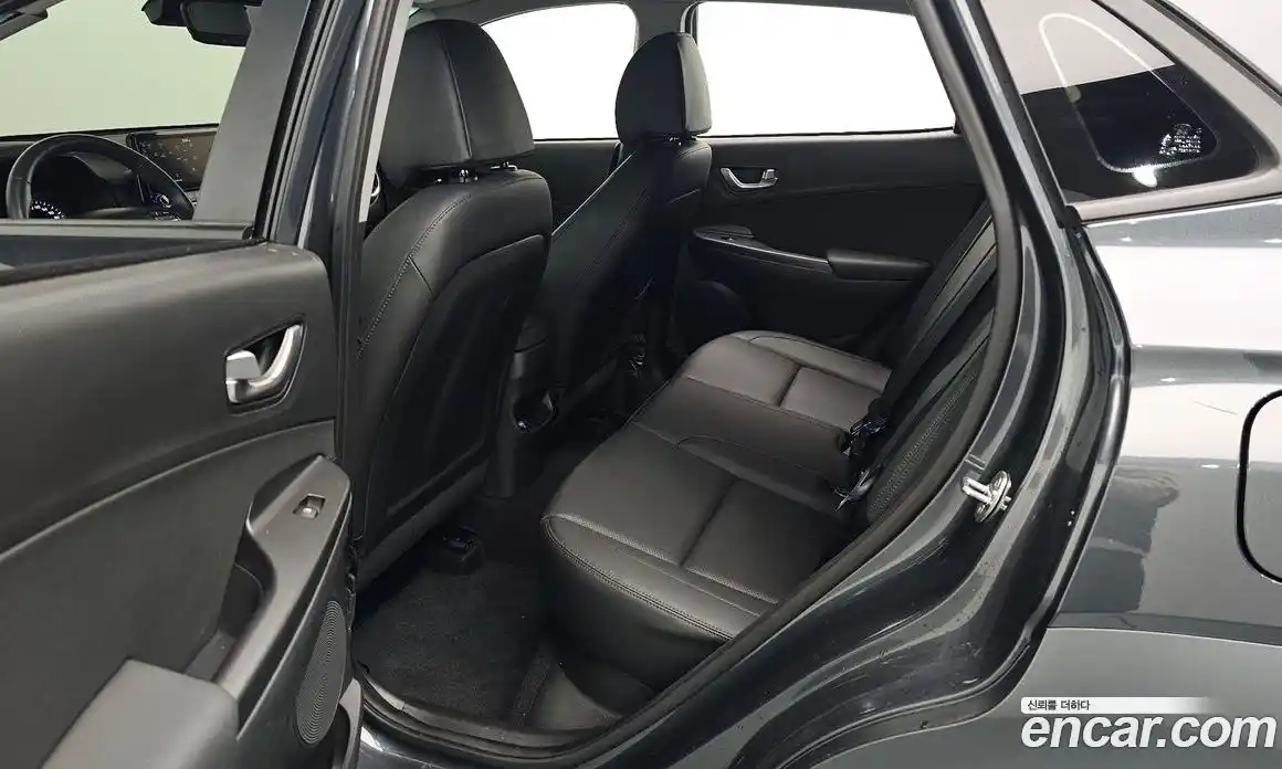 Hyundai Kona 2021 1.6 Автомат в Москве № 608631, фото 12