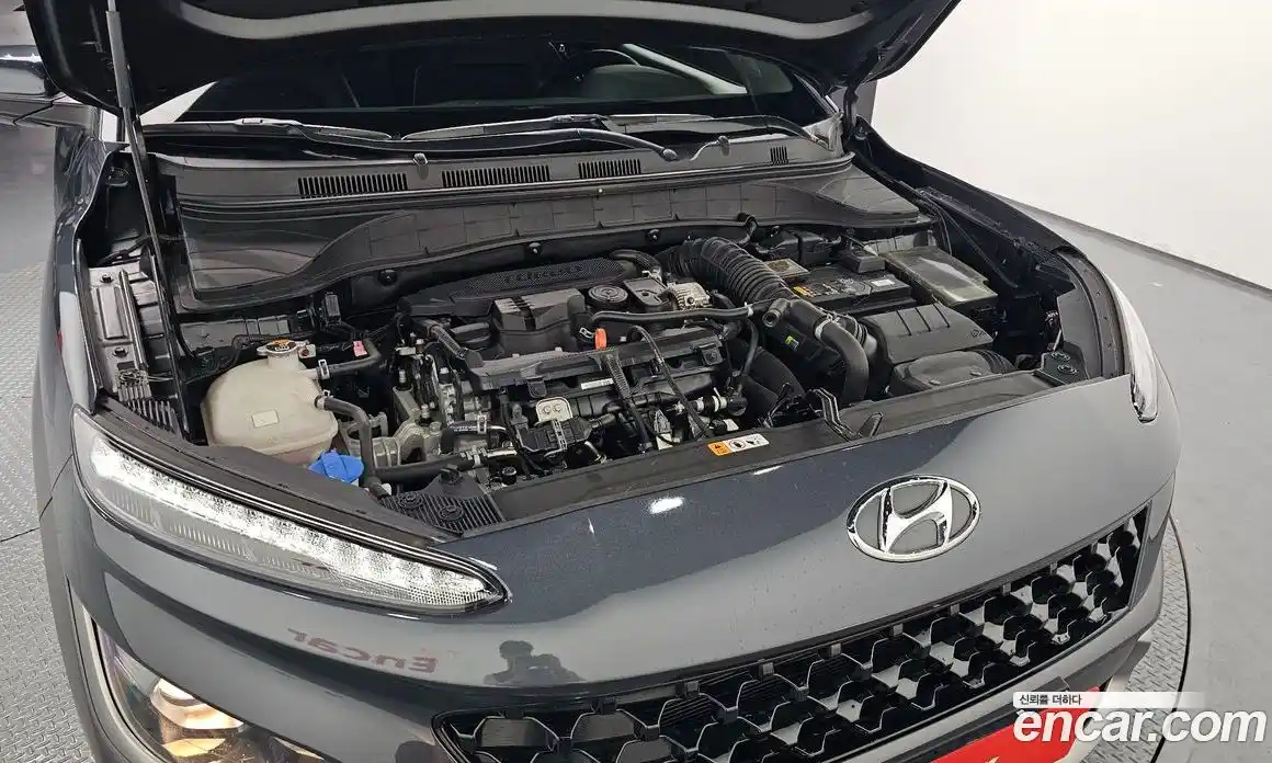 Hyundai Kona 2021 1.6 Автомат в Москве № 608631, фото 6