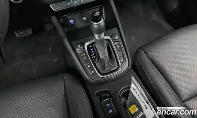 Hyundai Kona 2021 1.6 Автомат в Москве № 608631, миниатюра 9