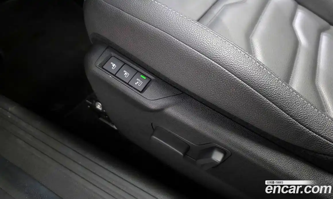 Jeep Avenger 2024 0.1 Автомат в Москве № 608669, фото 18