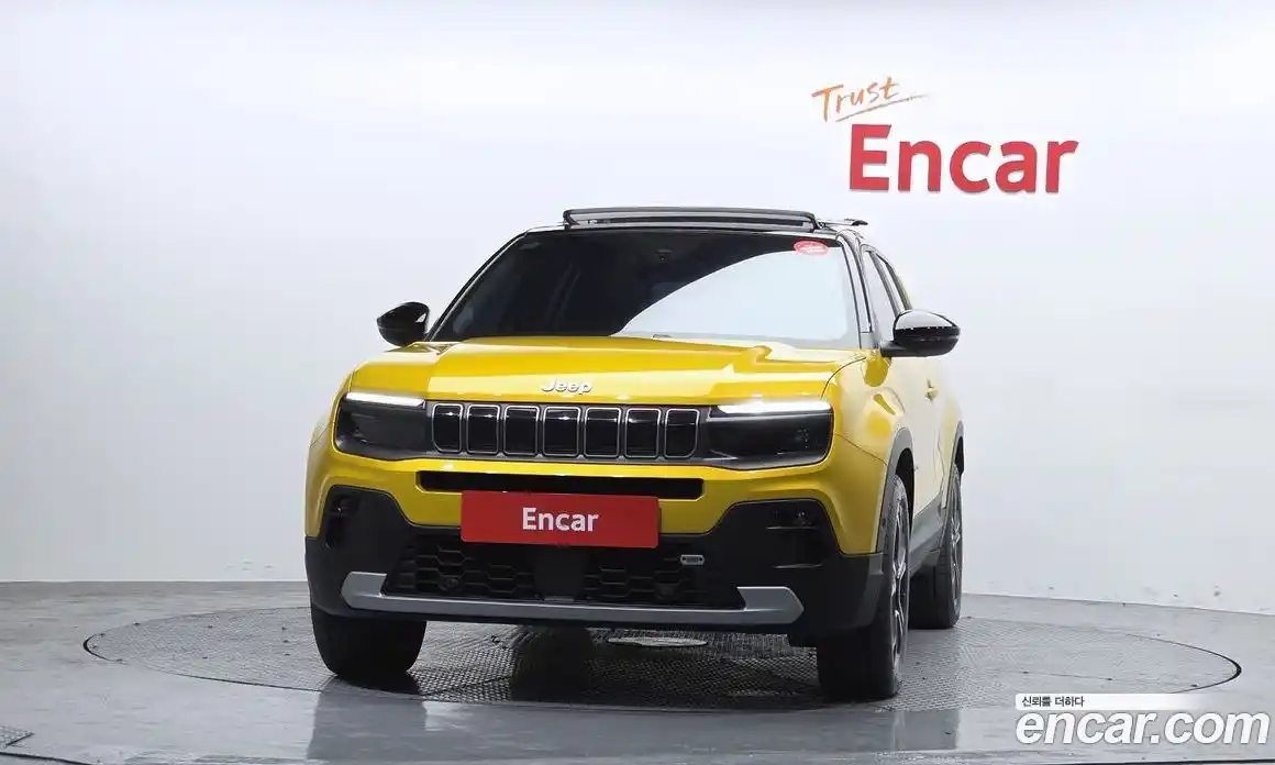 Jeep Avenger 2024 0.1 Автомат в Москве № 608669, фото 3