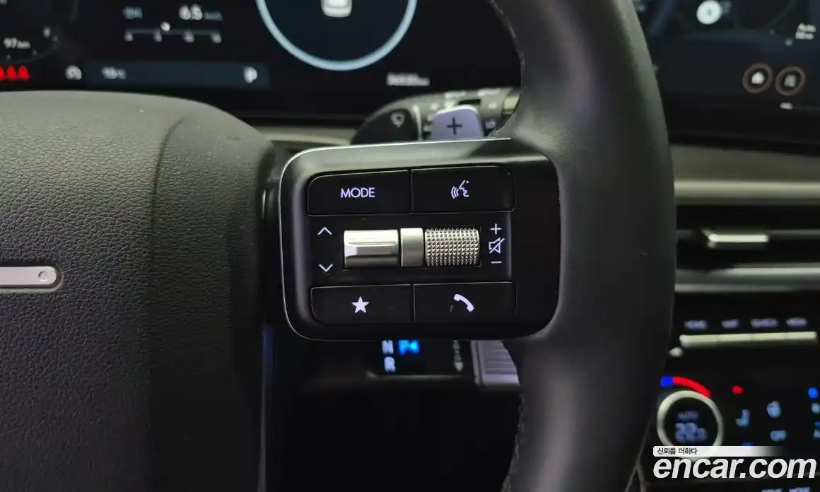 Hyundai Santa Fe 2024 2.5 Автомат в Москве № 608890, фото 7