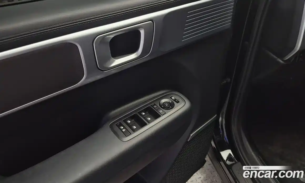 Hyundai Santa Fe 2024 2.5 Автомат в Москве № 608890, фото 8