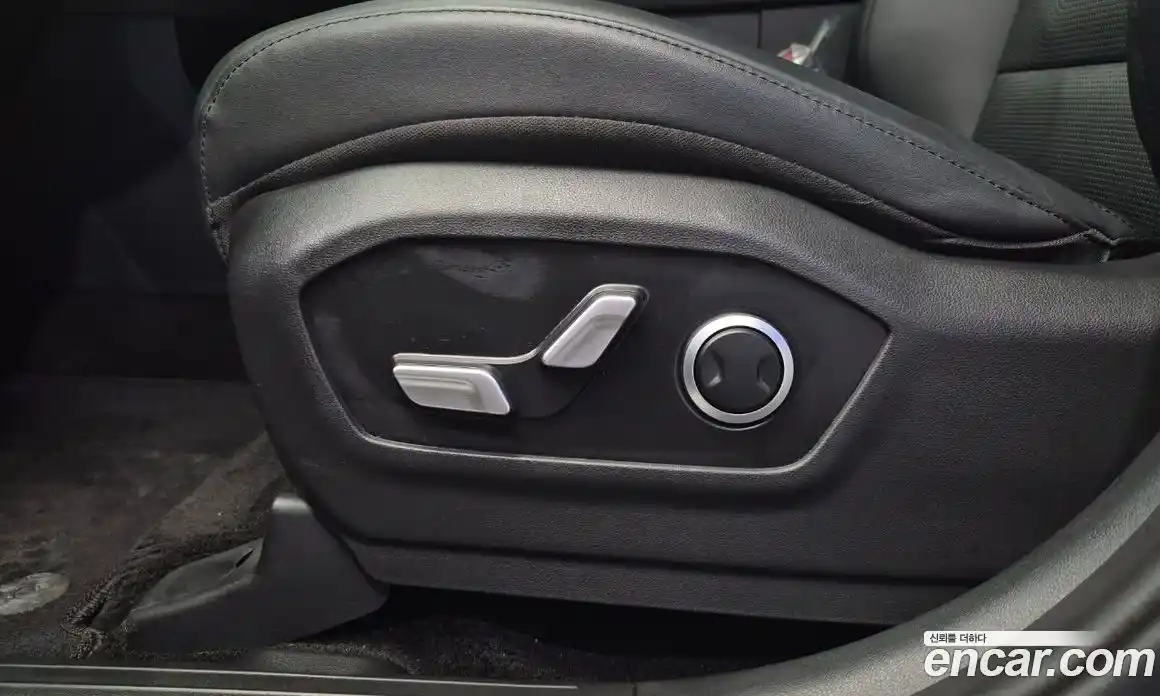 Hyundai Santa Fe 2024 2.5 Автомат в Москве № 608890, фото 10