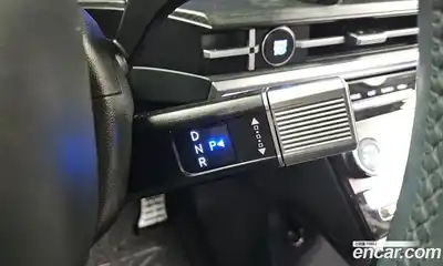 Hyundai Santa Fe 2024 1.6 Автомат в Москве № 609088, миниатюра 9