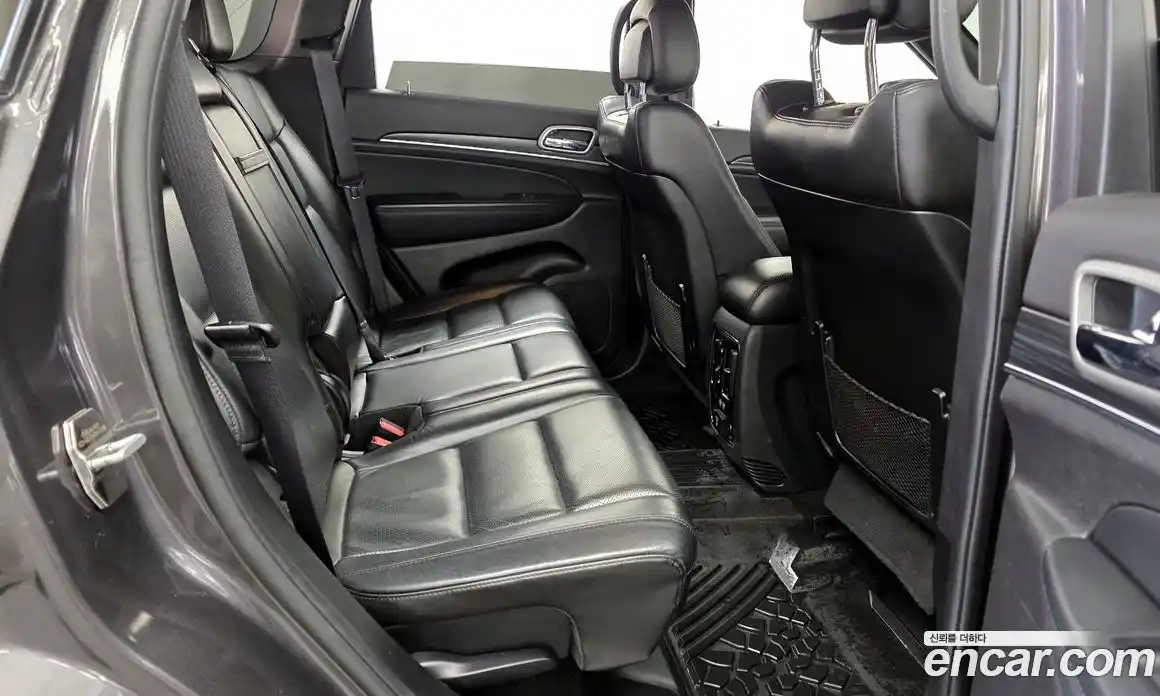 Jeep Cherokee 2021 3.6 Автомат в Москве № 609713, фото 12