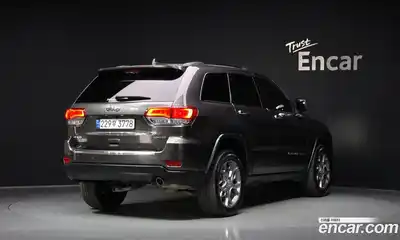 Jeep Cherokee 2021 3.6 Автомат в Москве № 609713, миниатюра 2