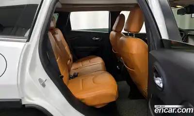 Jeep Cherokee 2015 2.4 Автомат в Москве № 609777, миниатюра 12
