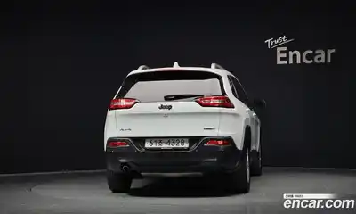Jeep Cherokee 2015 2.4 Автомат в Москве № 609777, миниатюра 4