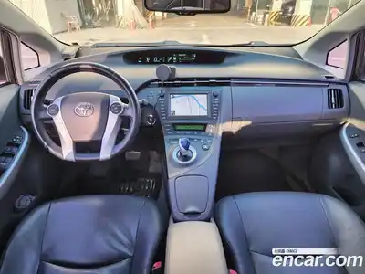 Toyota Prius 2010 1.8 Вариатор в Москве № 609833, миниатюра 6