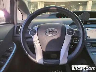 Toyota Prius 2010 1.8 Вариатор в Москве № 609833, миниатюра 9