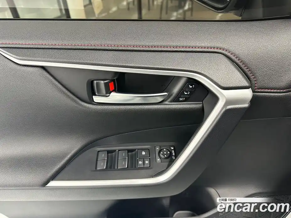 Toyota RAV4 2025 2.5 Вариатор в Москве № 609904, фото 13