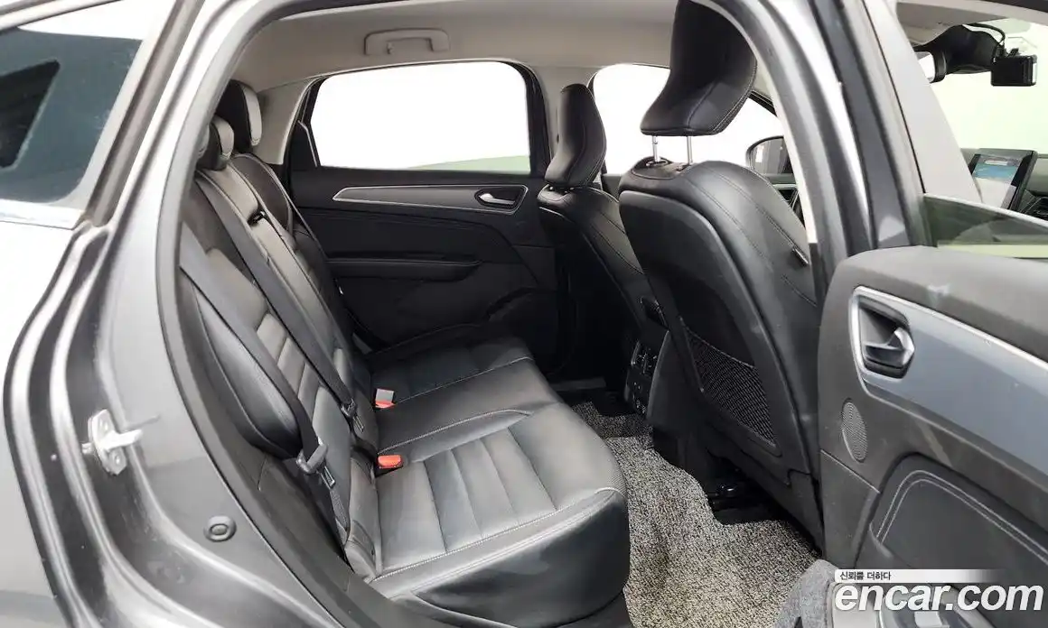 Renault XM3 2020 1.3 Автомат в Москве № 610014, фото 12