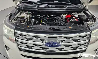 Ford Explorer 2019 2.3 Автомат в Москве № 610115, миниатюра 6