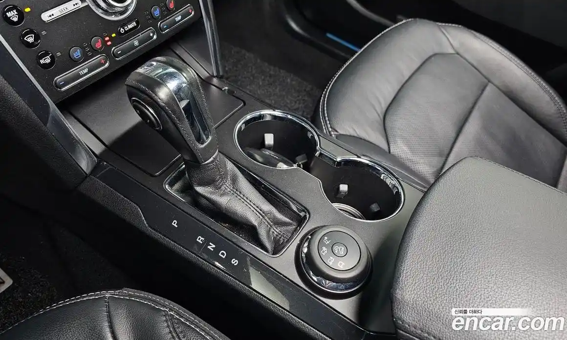 Ford Explorer 2019 2.3 Автомат в Москве № 610115, фото 9