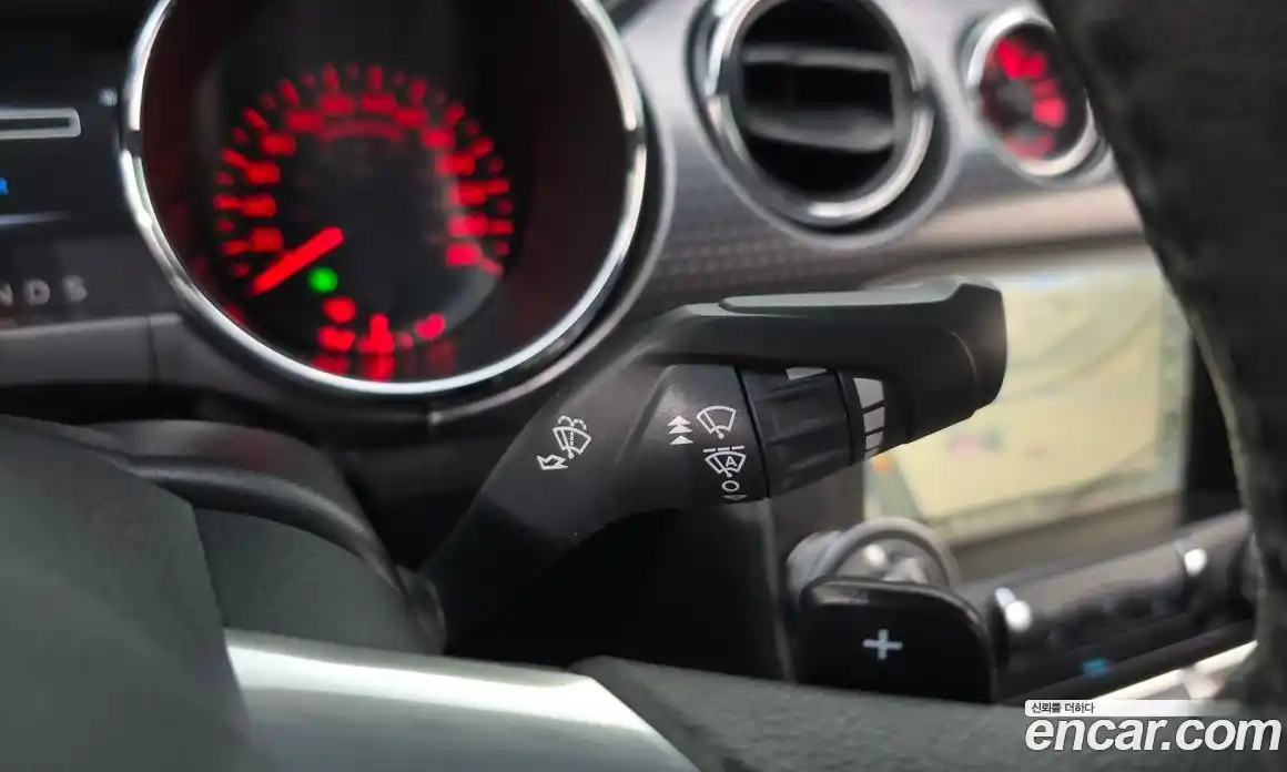 Ford Mustang 2015 2.3 Автомат в Москве № 610120, фото 19