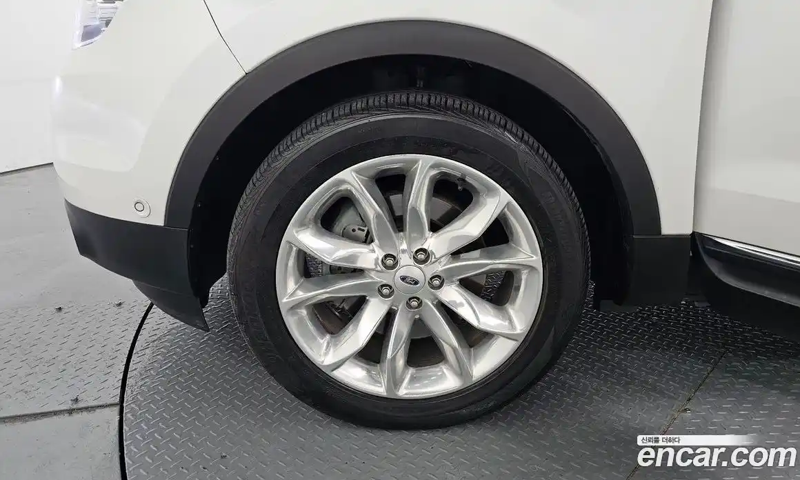 Ford Explorer 2014 3.5 Автомат в Москве № 610219, фото 5