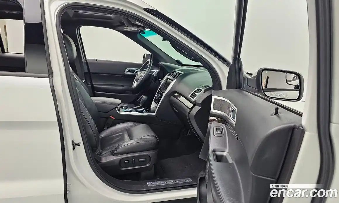 Ford Explorer 2014 3.5 Автомат в Москве № 610219, фото 10