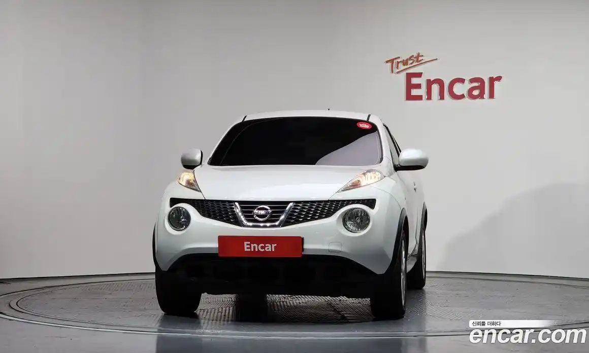 Nissan Juke 2014 1.6 Автомат в Москве № 611316, фото 3