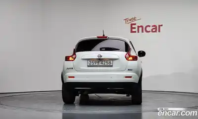 Nissan Juke 2014 1.6 Автомат в Москве № 611316, миниатюра 4
