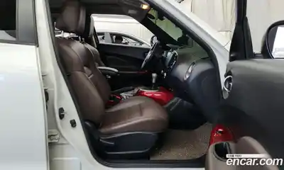 Nissan Juke 2014 1.6 Автомат в Москве № 611316, миниатюра 10