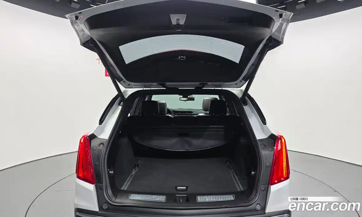 Cadillac XT5 2019 3.6 Автомат в Москве № 611592, фото 20