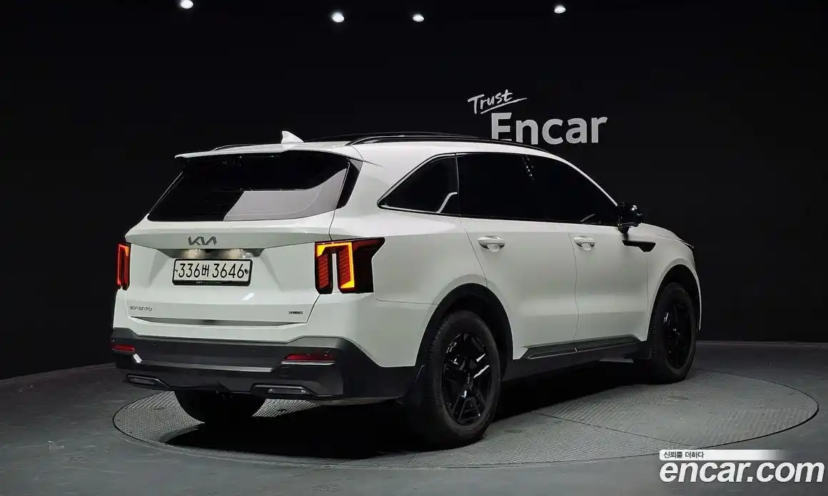 Kia Sorento 2024 1.6 Автомат в Москве № 612390, фото 2