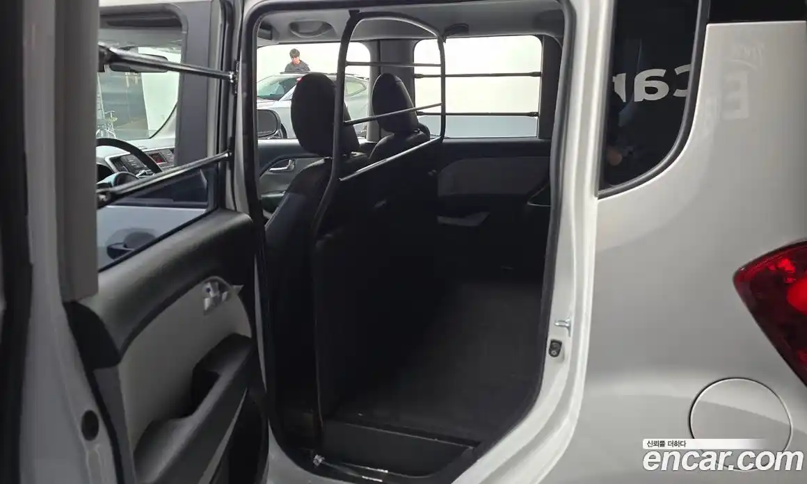 Kia Ray 2022 1.0 Автомат в Москве № 612816, фото 11