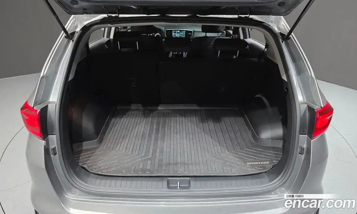 Kia Sportage 2021 2.0 Автомат в Москве № 613536, фото 20