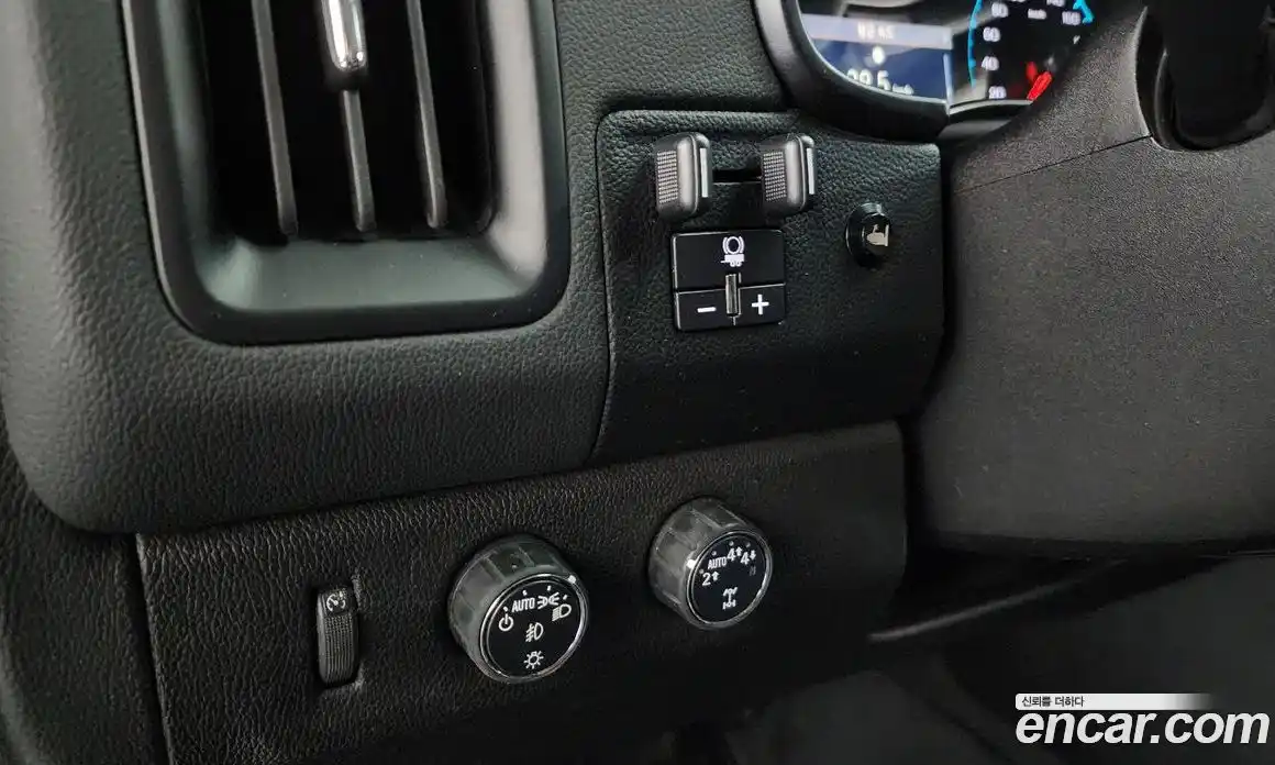 Chevrolet Colorado 2020 3.6 Автомат в Москве № 613651, фото 14