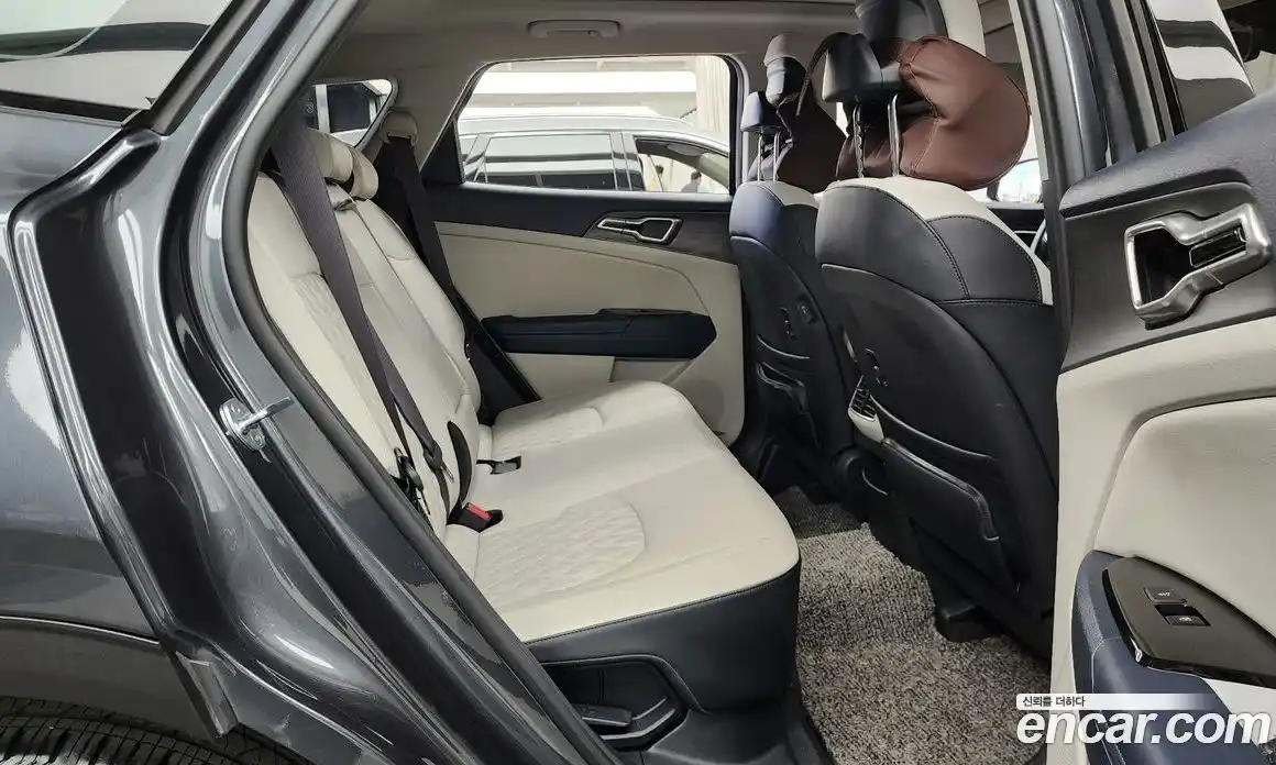 Kia Sportage 2022 1.6 Автомат в Москве № 613655, фото 12