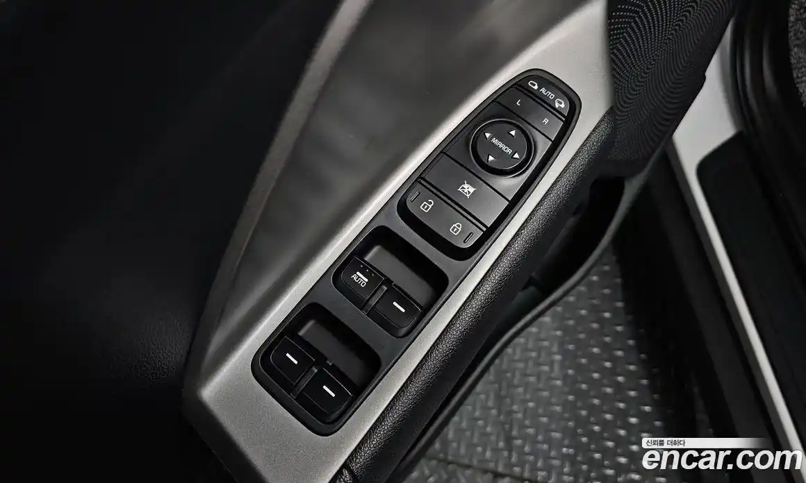 Kia Niro 2023 0.2 Автомат в Москве № 613869, фото 12