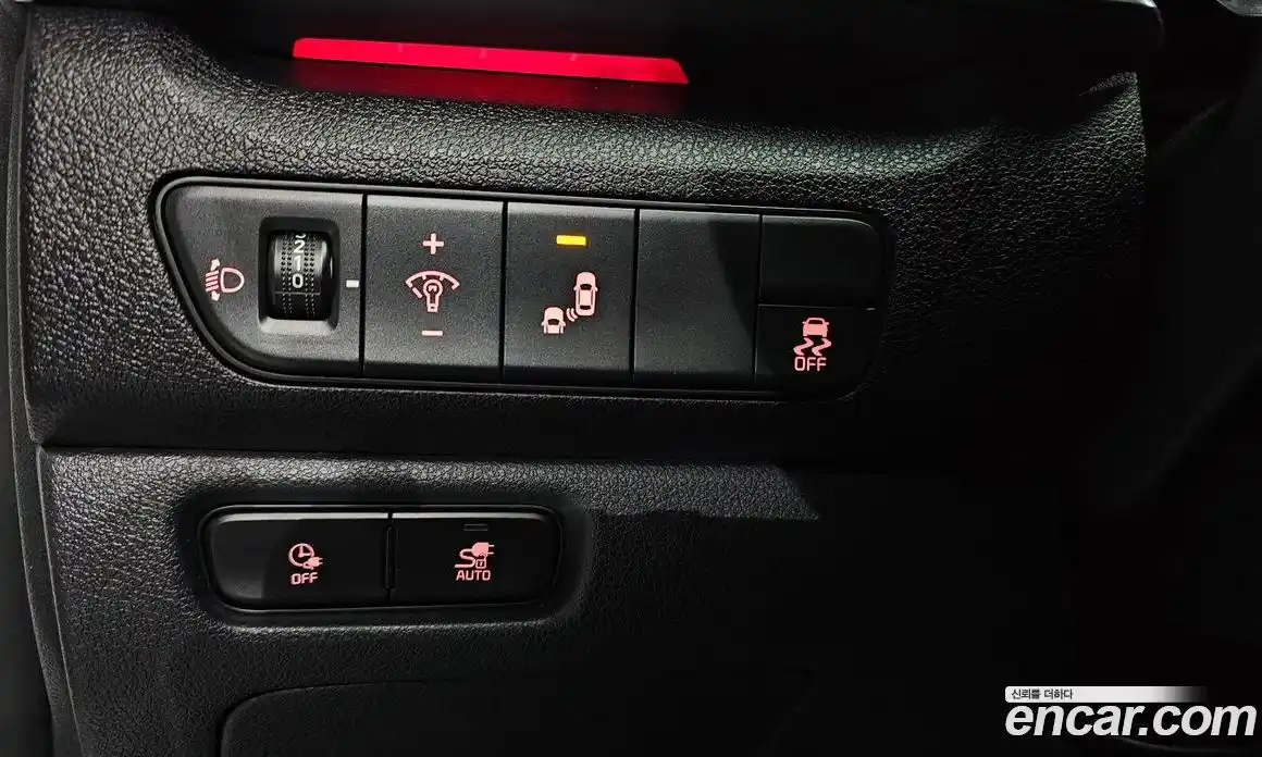 Kia Niro 2023 0.2 Автомат в Москве № 613869, фото 13