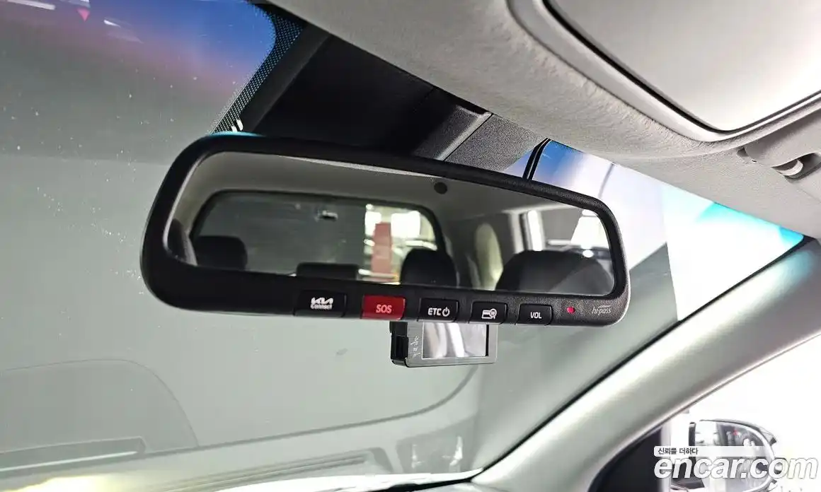 Kia Niro 2023 0.2 Автомат в Москве № 613869, фото 18