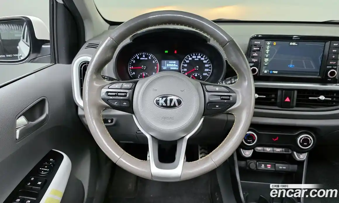 Kia Morning 2019 1.0 Механическая в Москве № 614044, фото 13