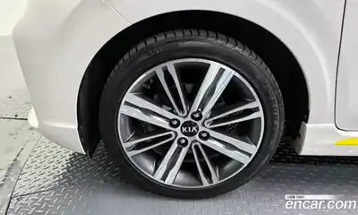 Kia Morning 2019 1.0 Механическая в Москве № 614044, миниатюра 5