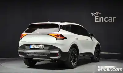 Kia Sportage 2023 2.0 Автомат в Москве № 614352, миниатюра 2