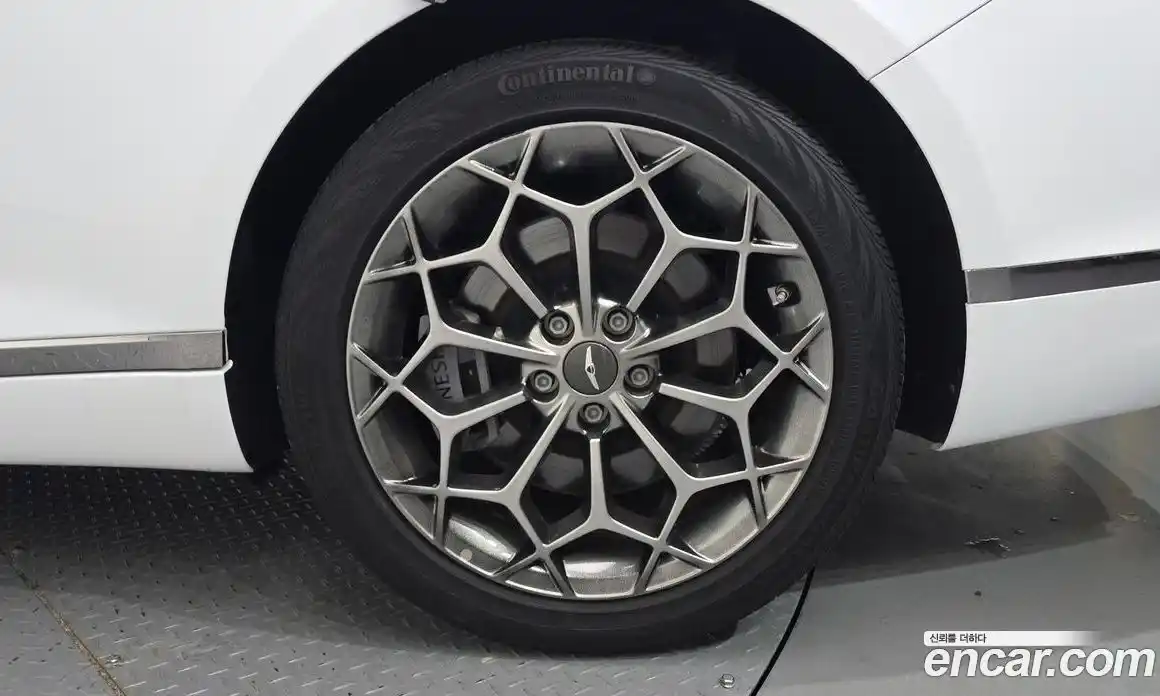 Genesis G80 2023 2.5 Автомат в Москве № 614684, фото 5