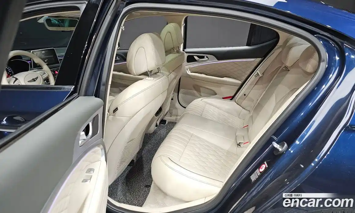 Genesis G70 2020 2.2 Автомат в Москве № 614729, фото 11