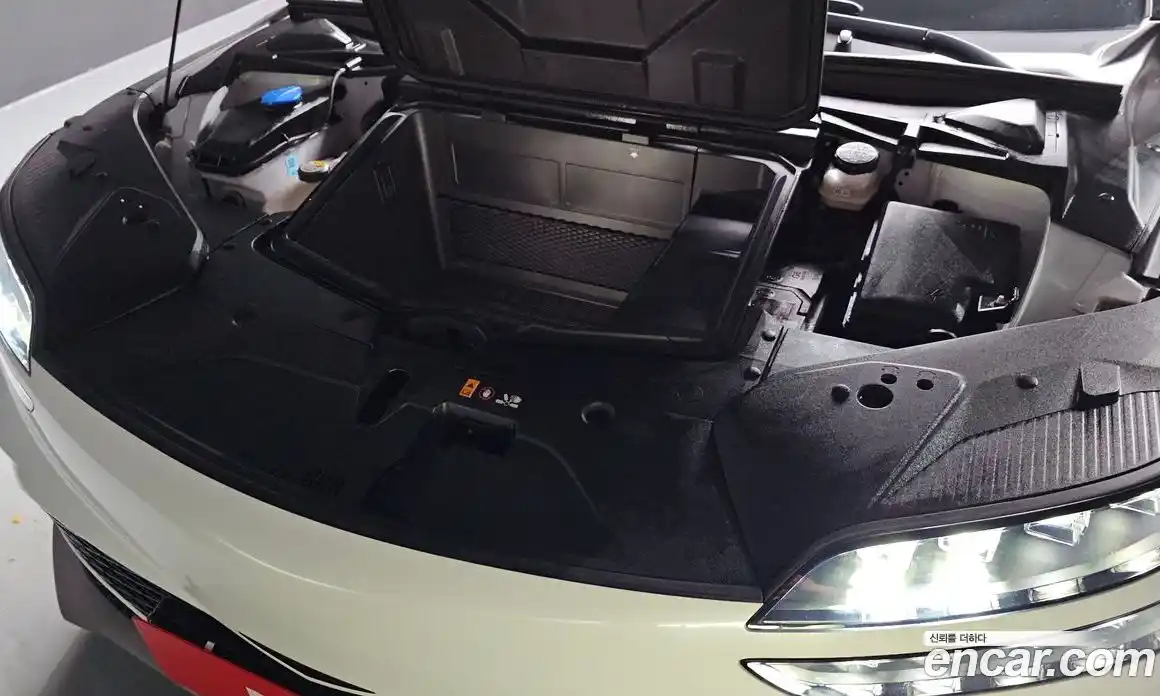 Genesis GV60 2023 0.1 Автомат в Москве № 614887, фото 6